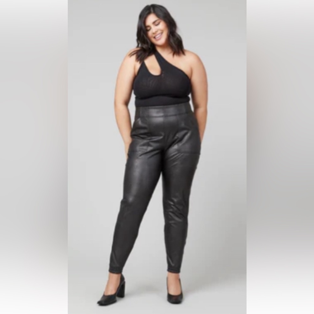 SPANX Leather-Like Jogger | Black | Faux Leather | Size Medium